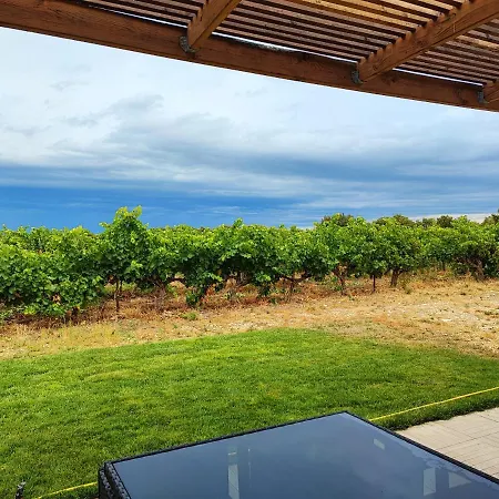 Gite Les Garrigues Pouzilhac Exterior photo